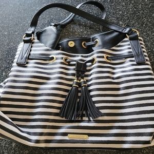 Liz claiborne purse
